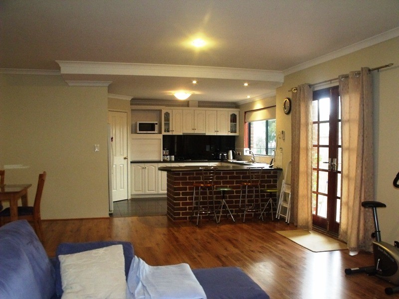 1 Tollesbury Ave, Butler WA 6036