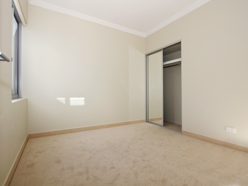 118 Camborne Parkway, Butler WA 6036