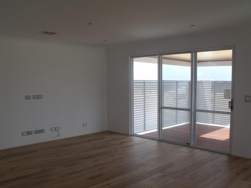 53 Shipmaster Avenue, Alkimos WA 6038