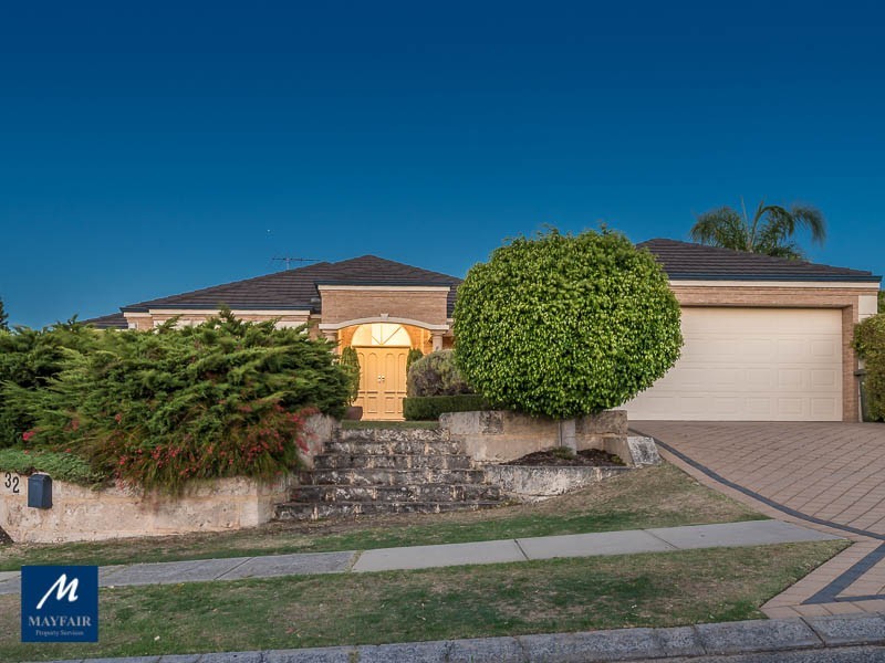 32 Royal Melbourne Avenue, Connolly WA 6027