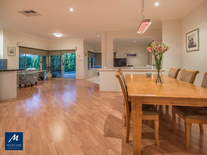 32 Royal Melbourne Avenue, Connolly WA 6027