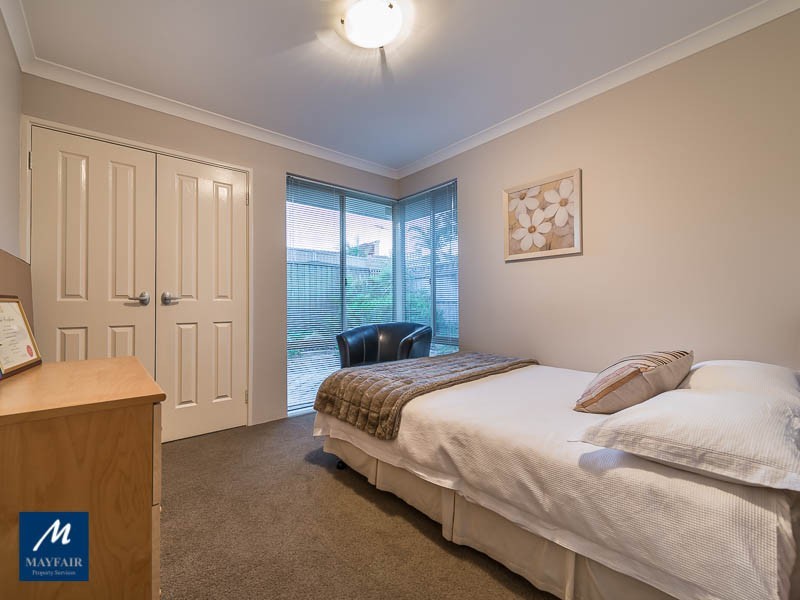 32 Royal Melbourne Avenue, Connolly WA 6027