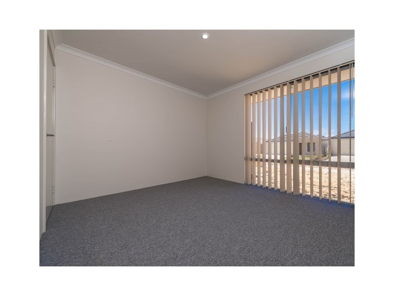 9 Windemere Chase, Butler WA 6036