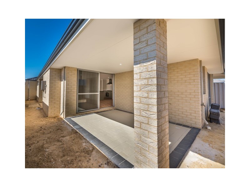 9 Windemere Chase, Butler WA 6036