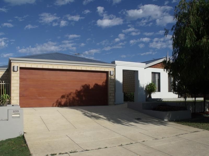 233 Santa Barbara, Quinns Rocks WA 6030