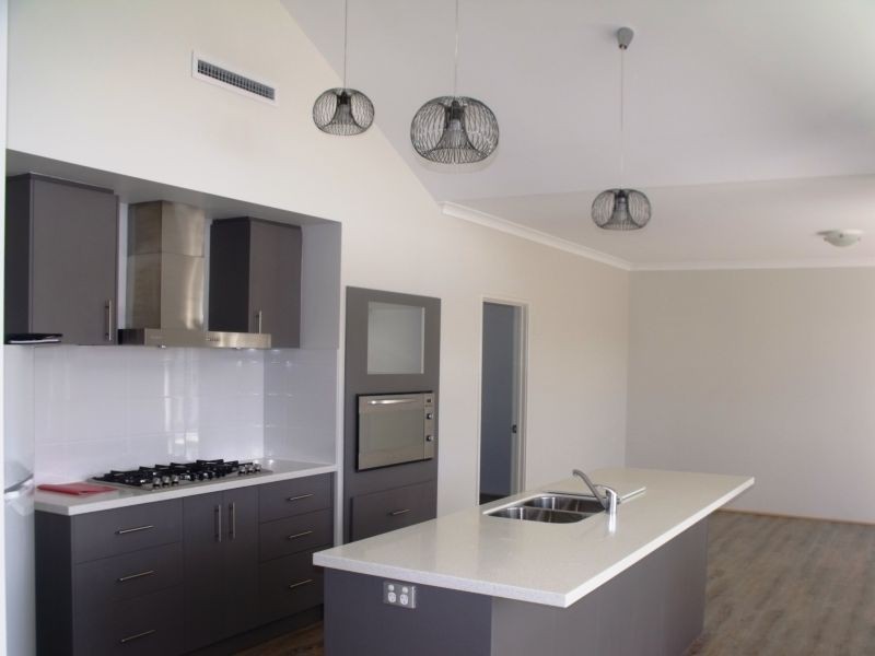 31 Ochre Street, Eglinton WA 6034