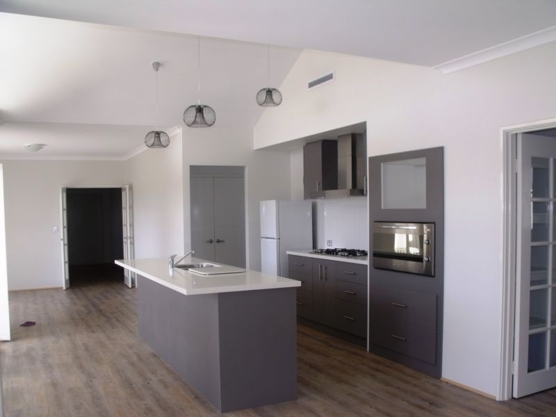 31 Ochre Street, Eglinton WA 6034