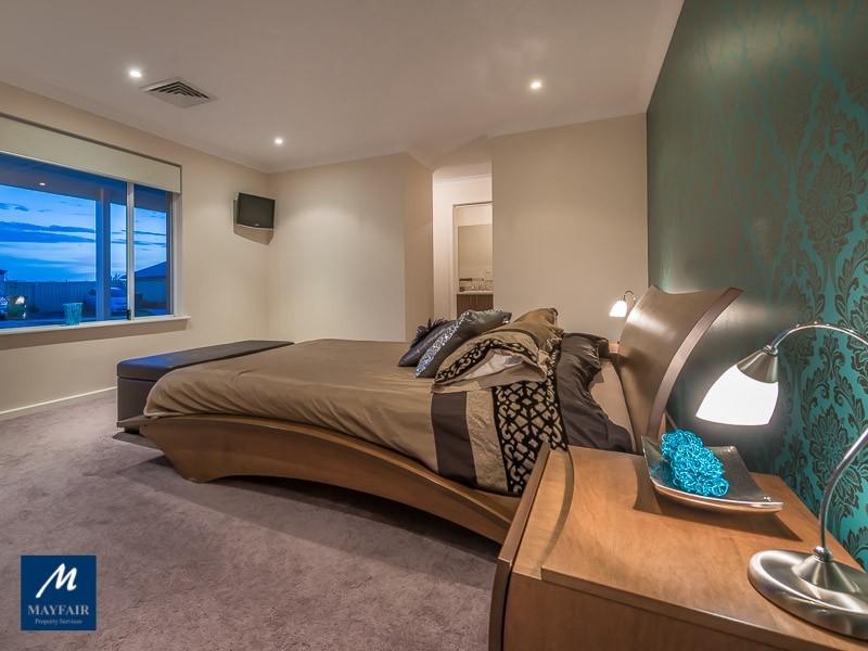 10 Rosegreen Avenue, Butler WA 6036