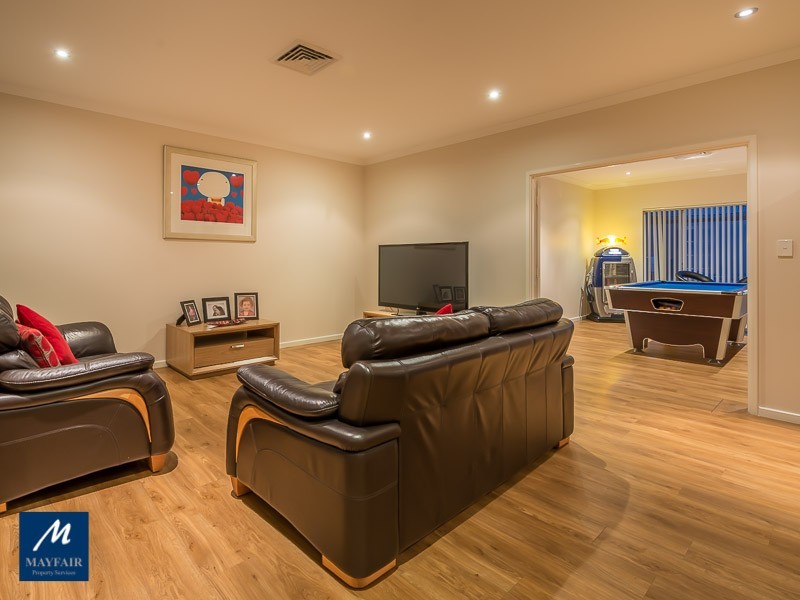 10 Rosegreen Avenue, Butler WA 6036