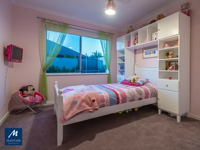 10 Rosegreen Avenue, Butler WA 6036