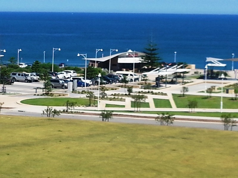 12 Dotterel Green, Jindalee WA 6036