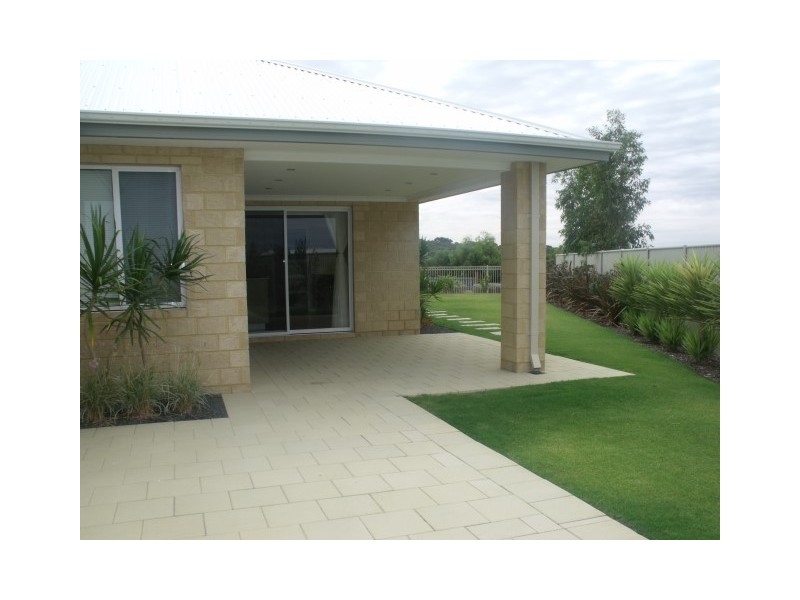 23 Shipmaster Avenue, Alkimos WA 6038