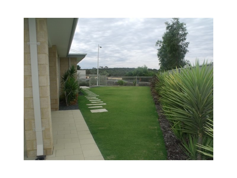 23 Shipmaster Avenue, Alkimos WA 6038