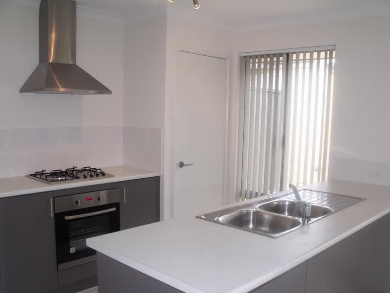 18 Grado Way, Alkimos WA 6038