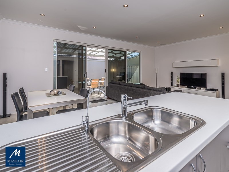 33 Ardara Bend, Butler WA 6036