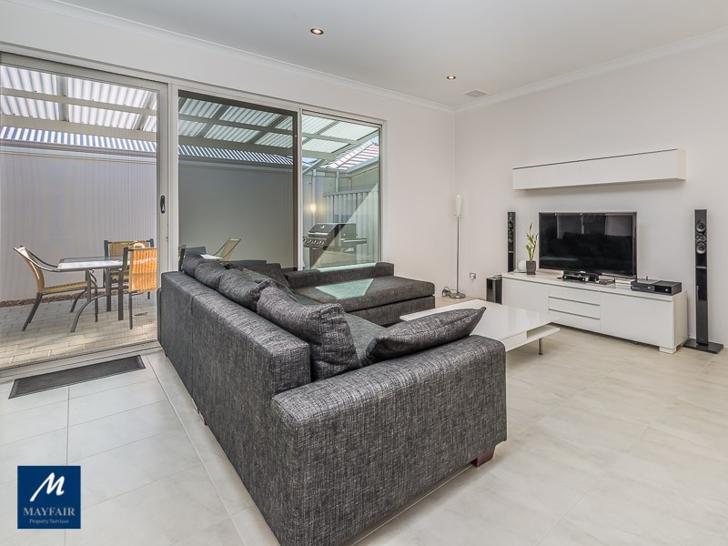33 Ardara Bend, Butler WA 6036
