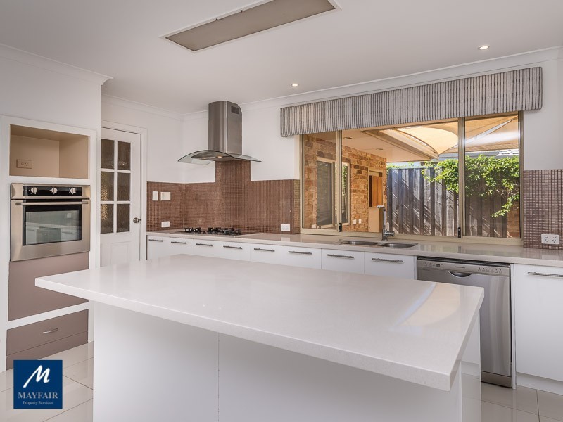 5 Karmoy Place, Mindarie WA 6030