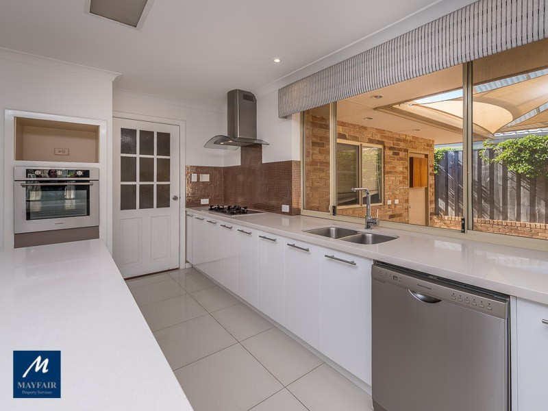 5 Karmoy Place, Mindarie WA 6030