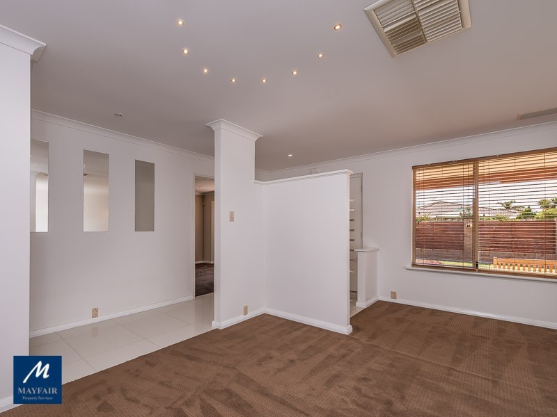 5 Karmoy Place, Mindarie WA 6030