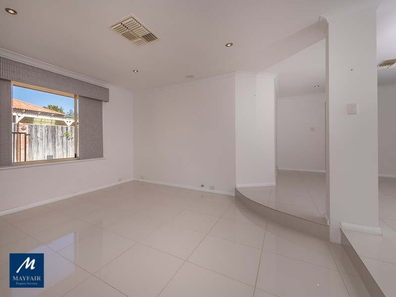 5 Karmoy Place, Mindarie WA 6030