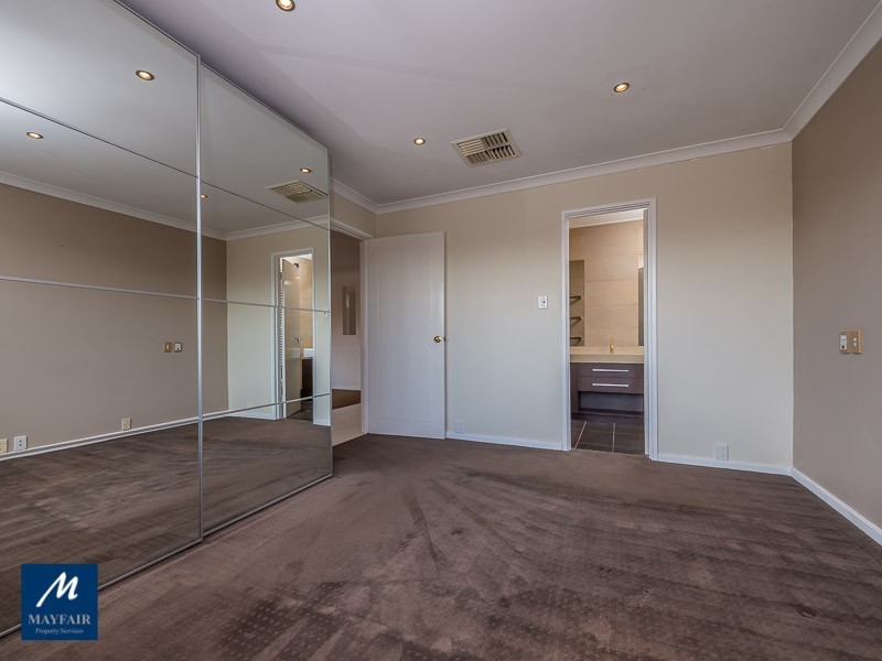 5 Karmoy Place, Mindarie WA 6030