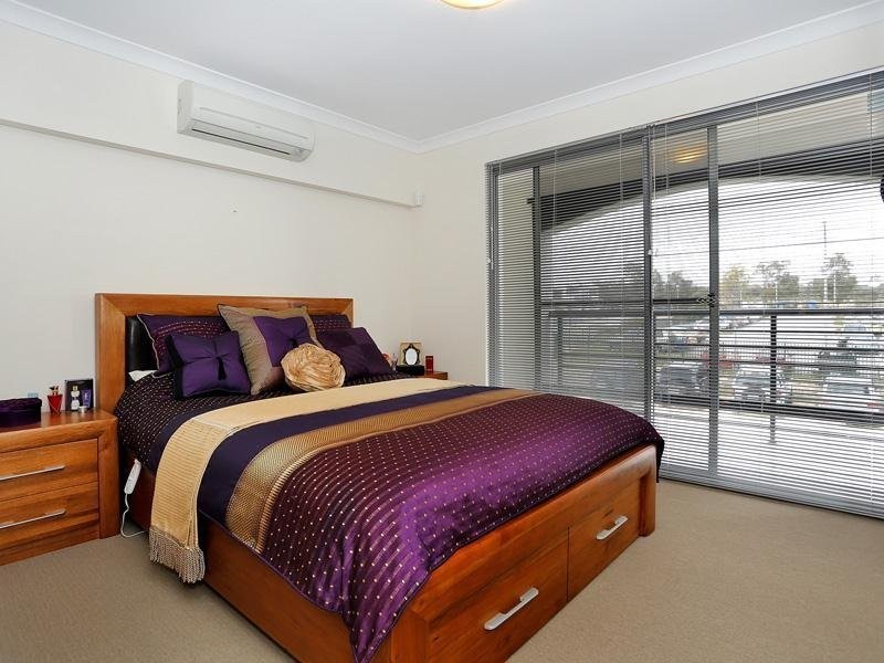 33 Ladera Drive, Clarkson WA 6030