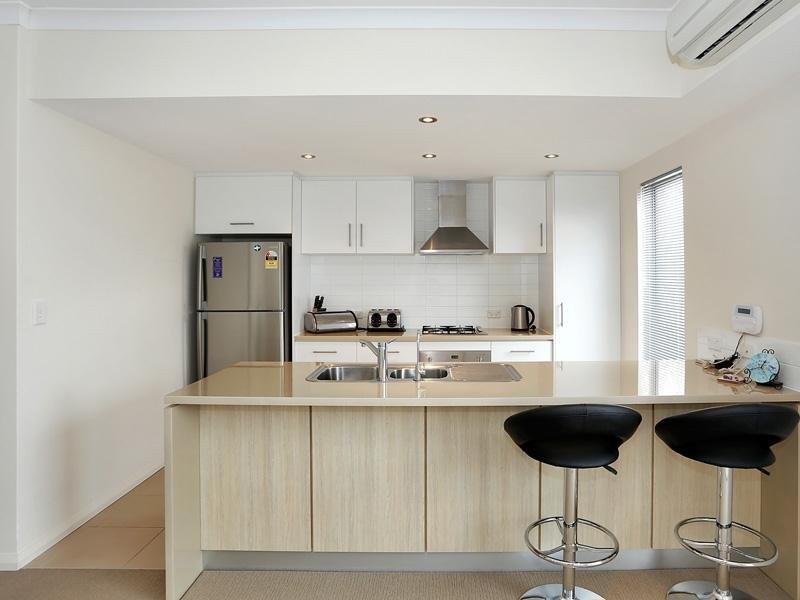 33 Ladera Drive, Clarkson WA 6030