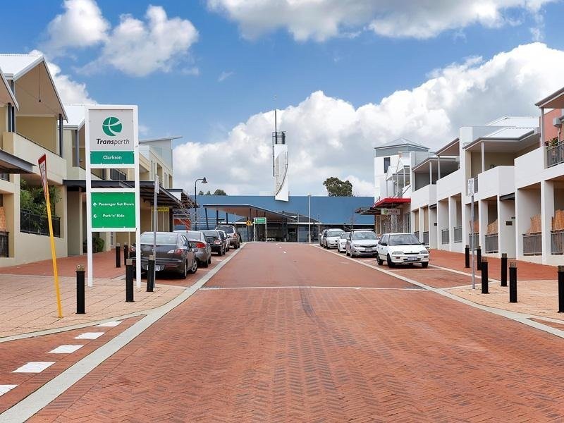 33 Ladera Drive, Clarkson WA 6030