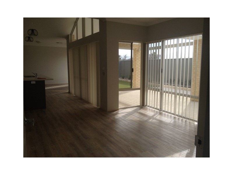 31 Ochre Street, Eglinton WA 6034