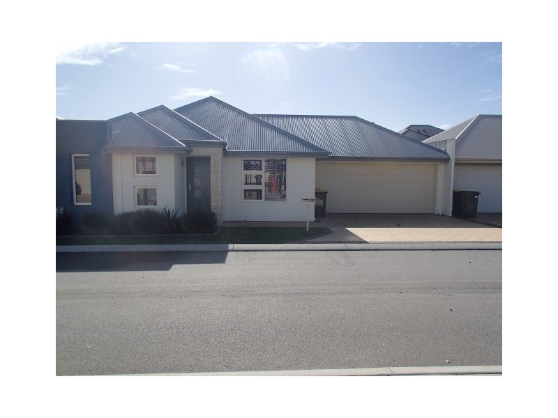 9 Marino Road, Clarkson WA 6030