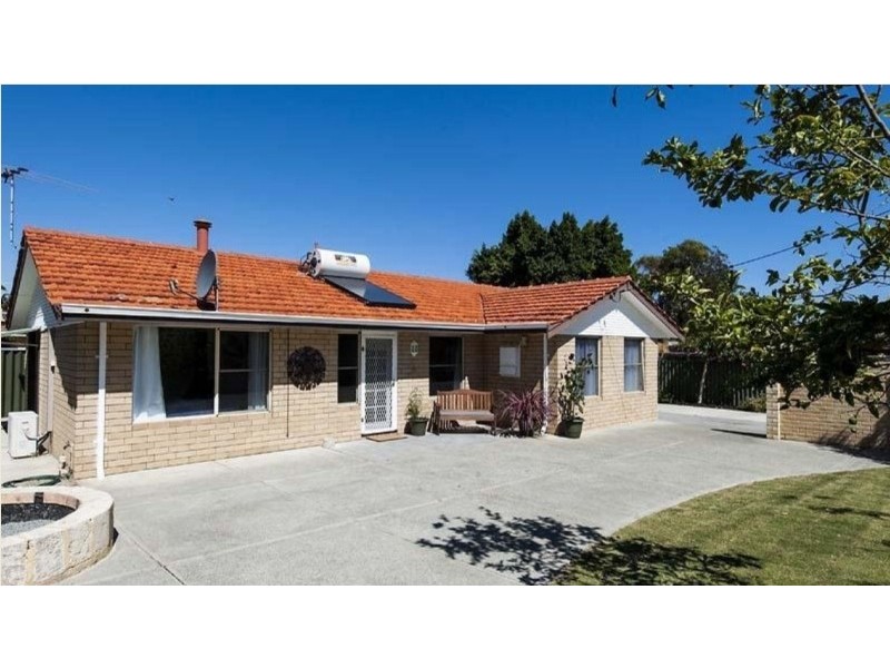 6 Cook Avenue, Hillarys WA 6025