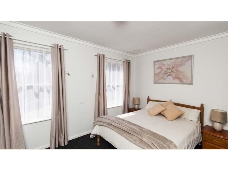 6 Cook Avenue, Hillarys WA 6025