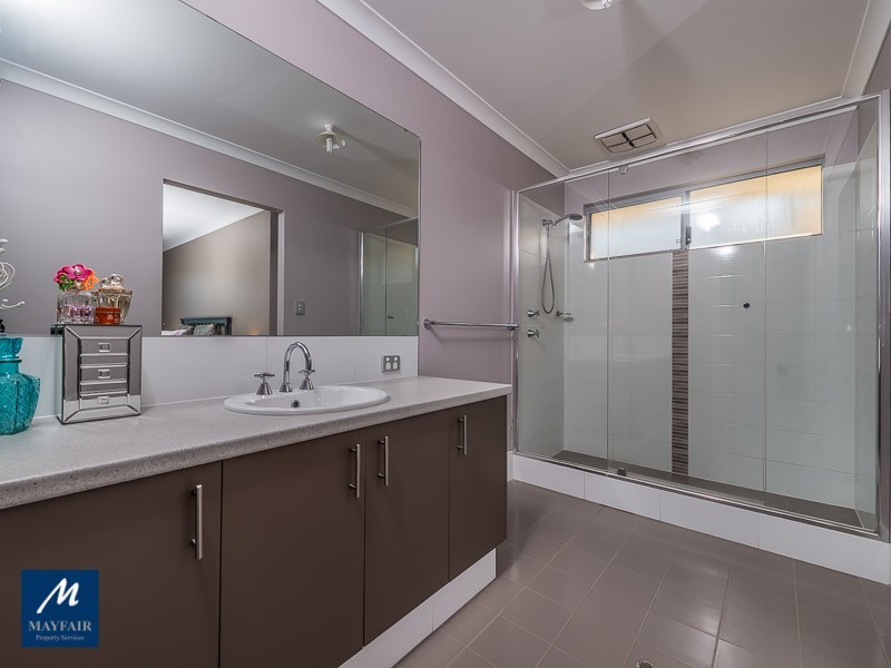 27 Farnham Pass, Alkimos WA 6038