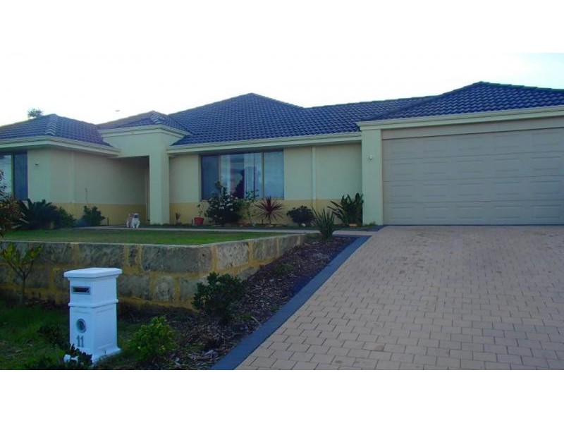 11 Carbine Loop, Banksia Grove WA 6031