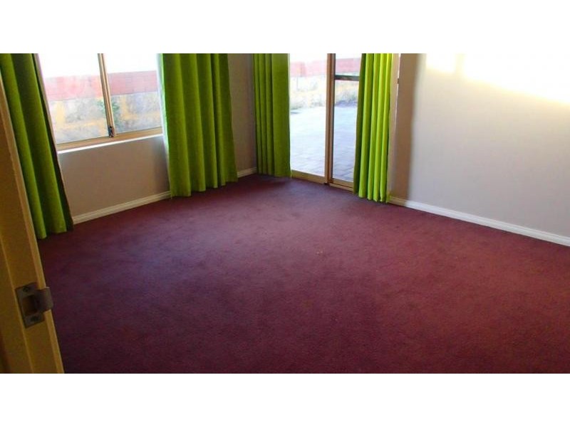 11 Carbine Loop, Banksia Grove WA 6031