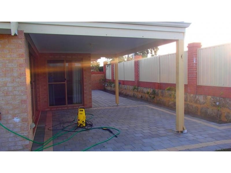 11 Carbine Loop, Banksia Grove WA 6031