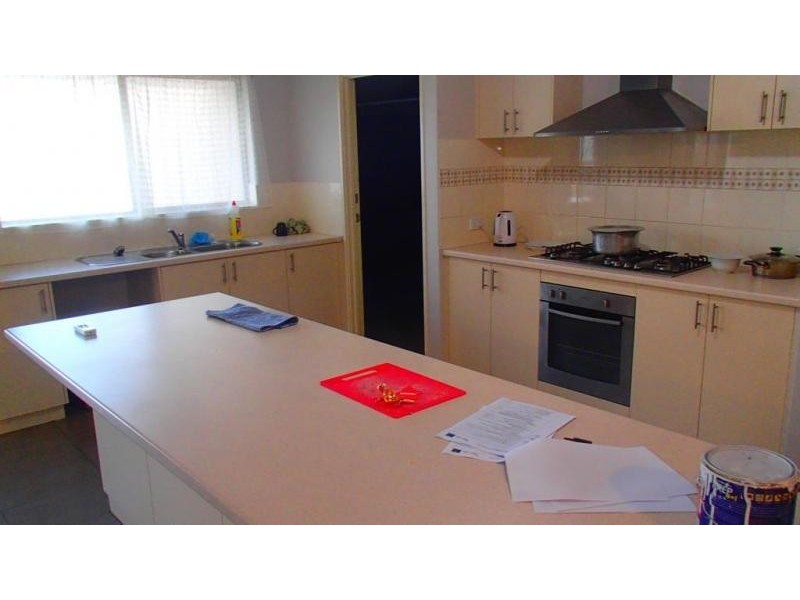 11 Carbine Loop, Banksia Grove WA 6031