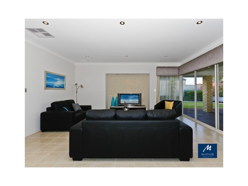 14 Jindalee Blvd, Jindalee WA 6036