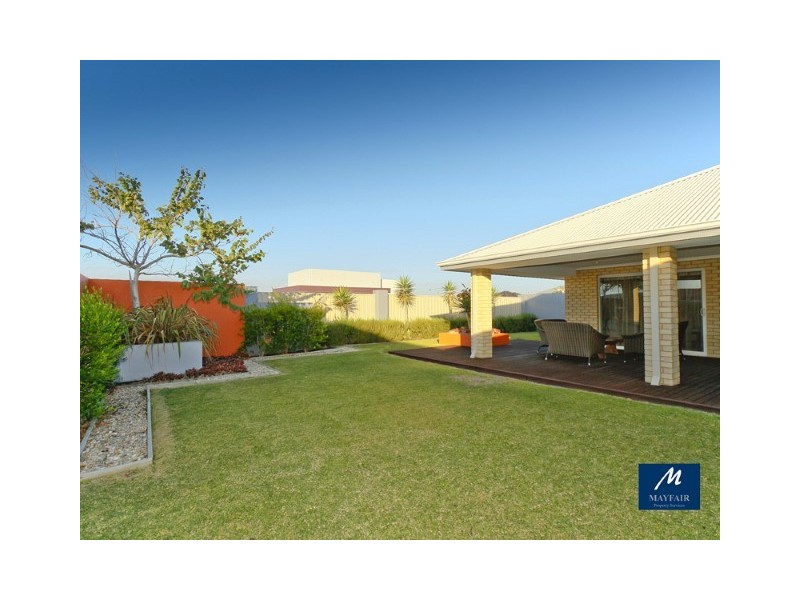 14 Jindalee Blvd, Jindalee WA 6036