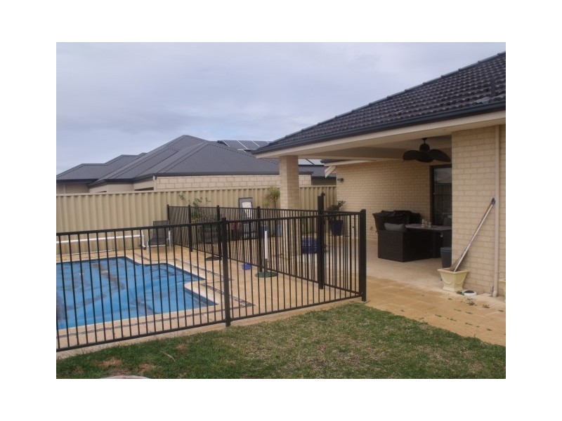 11 Costelloe Gardens, Butler WA 6036