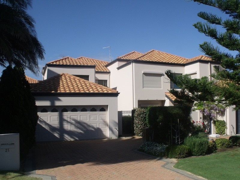 21 Rosslare Promenade, Mindarie WA 6030