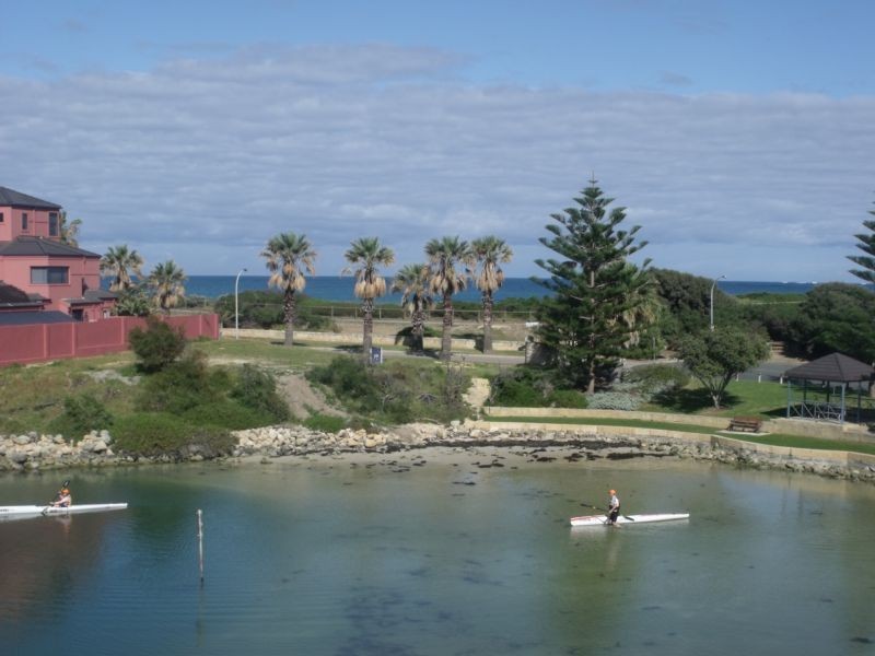 21 Rosslare Promenade, Mindarie WA 6030