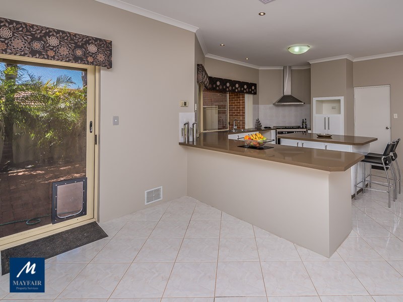 14 Lilystone Retreat, Landsdale WA 6065