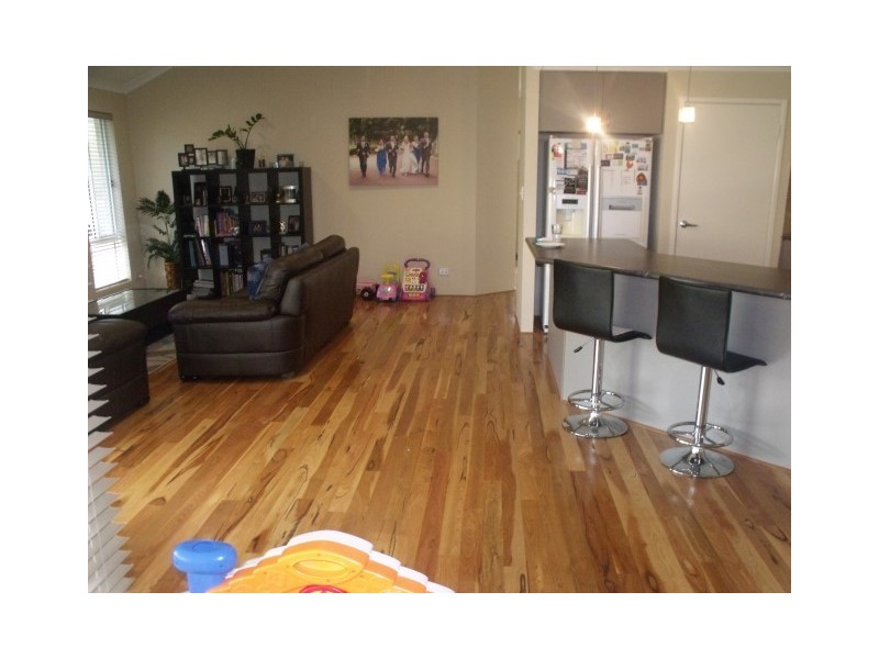 9 Triller Bend, Tapping WA 6065