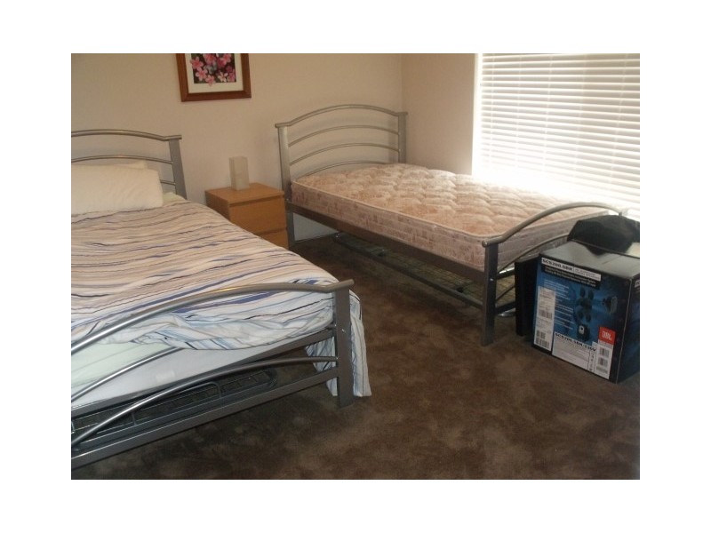 9 Triller Bend, Tapping WA 6065