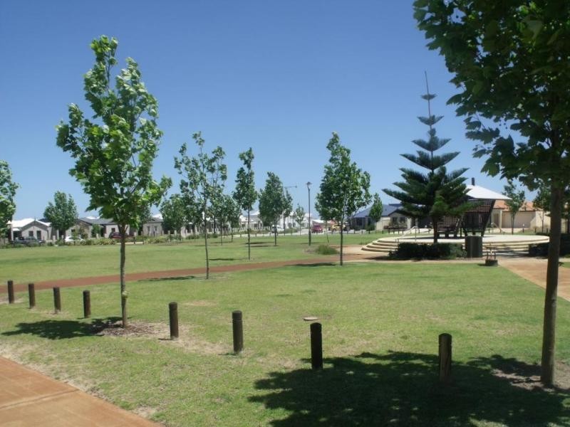 21 Dania Way, Butler WA 6036