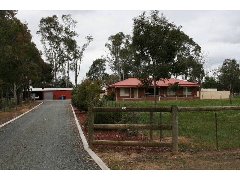 20 Kiota Road, Toolamba VIC 3614