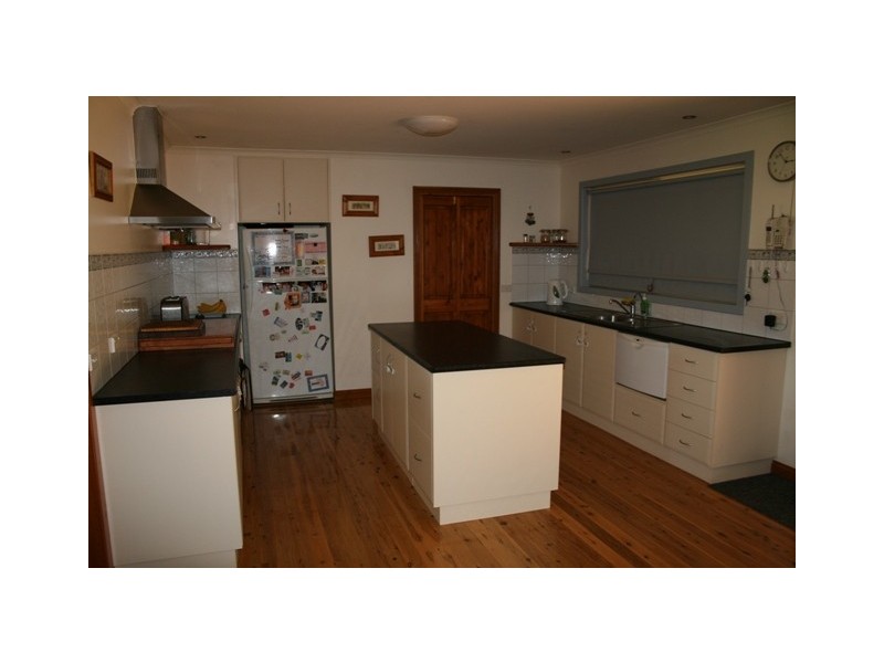 20 Kiota Road, Toolamba VIC 3614