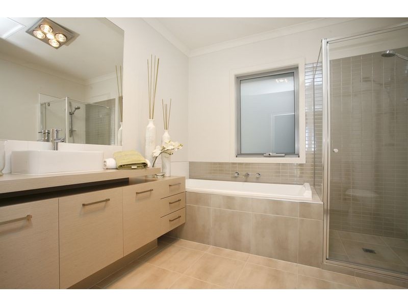 Caroline Springs VIC 3023