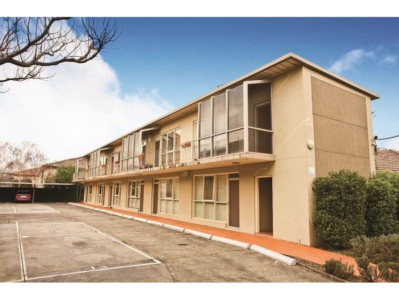 8/7 Truganini, Carnegie VIC 3163